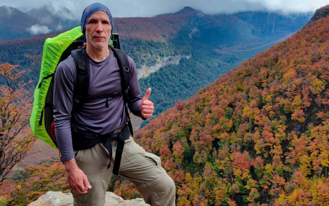 Caminar solo por la montaña: un retiro espiritual