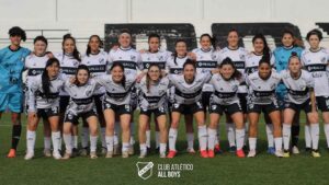El equipo de Fútbol Femenino, en lo más alto de la tabla