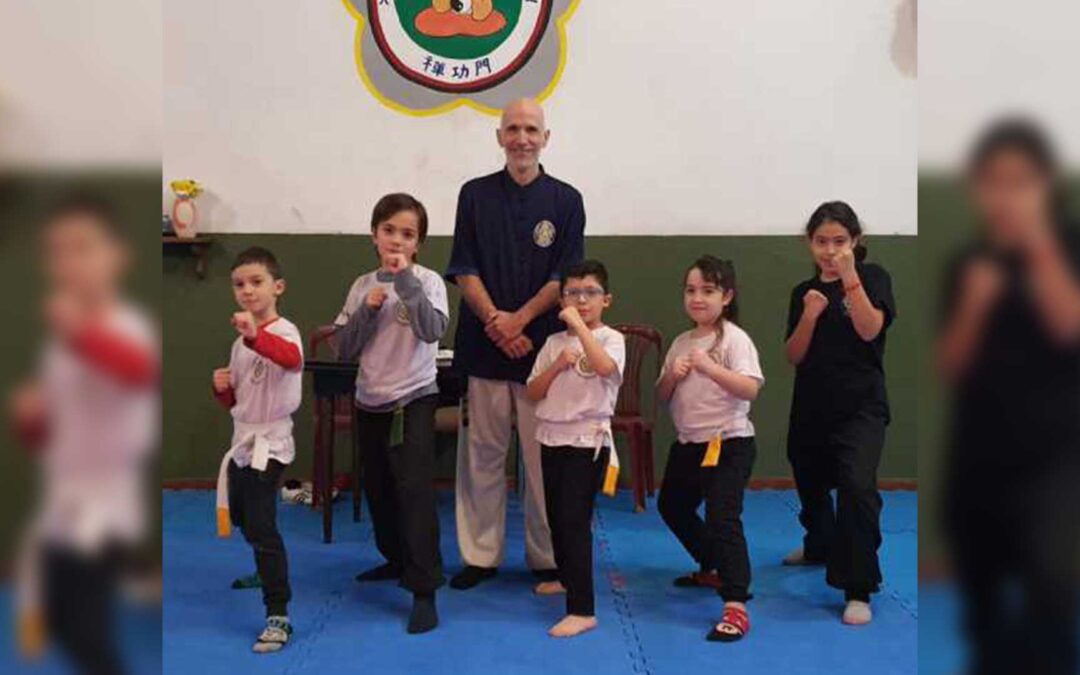 Pequeños guerreros de Floresta: Kung fu, diversión y valores en la Chang Kong Men